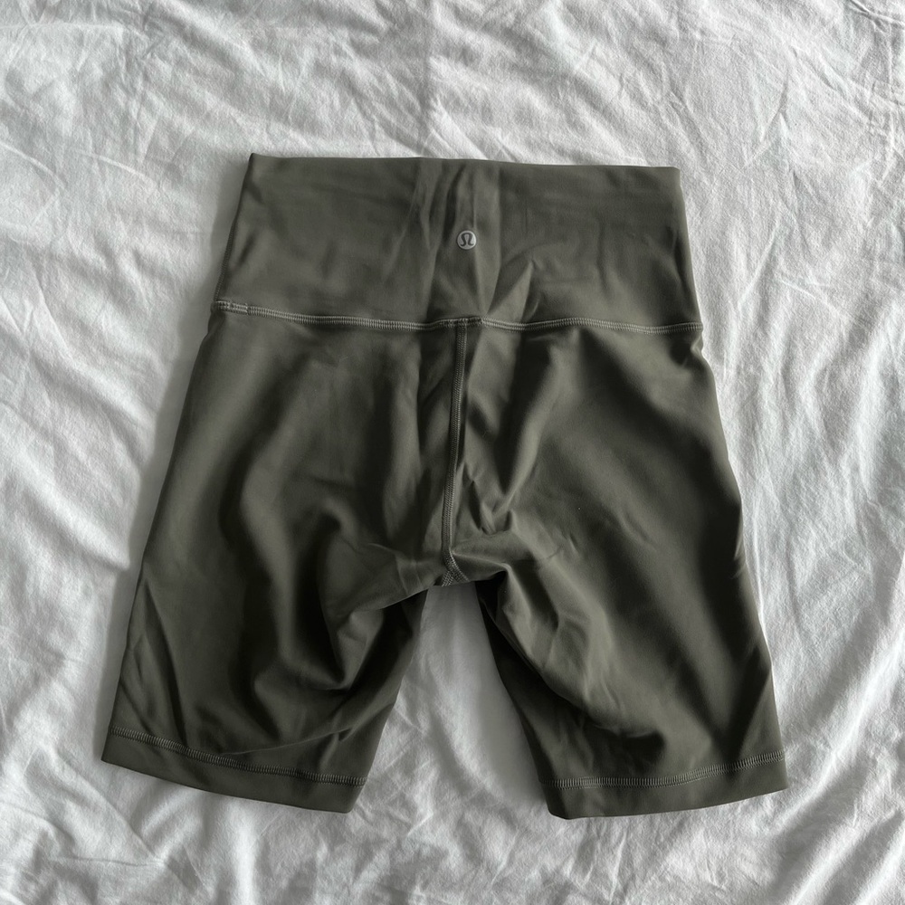 LULULEMON | Women’s Align Short 6”